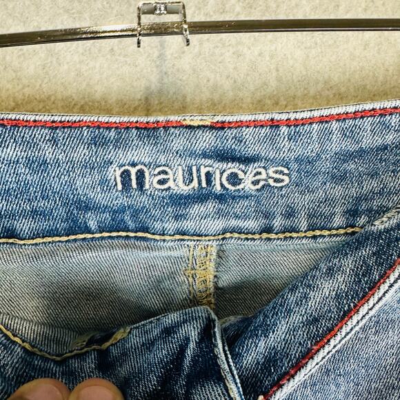 Maurices Womans Sz 18W Reg Plus Boyfriend Jeans Blue Stretch Pockets Denim - Picture 7 of 10